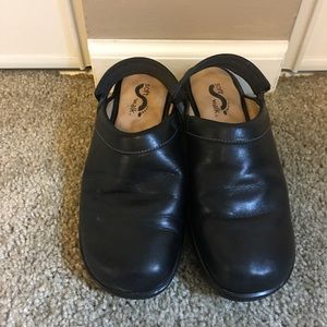 Soft Walk sling back Mule